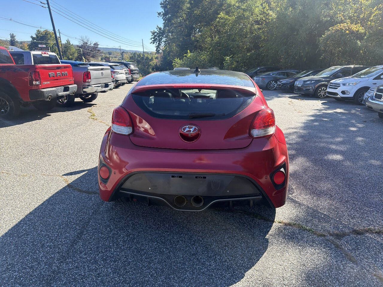 Used 2016 Hyundai Veloster Turbo w/ Option Group 04 FWD image 7