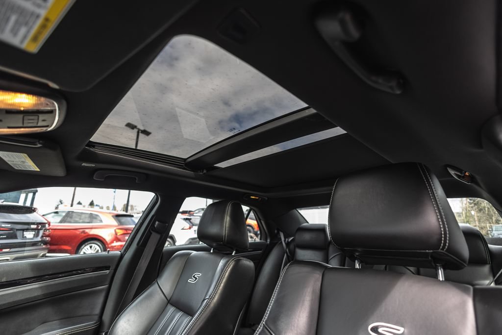 Used 2023 Chrysler 300 S RWD image 21