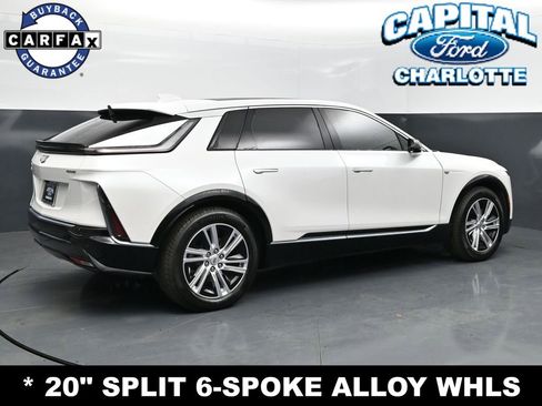 Used 2024 Cadillac Lyriq Tech RWD image 7