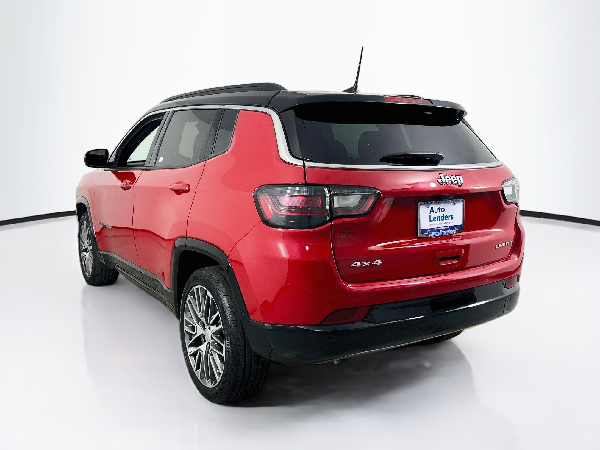 Used 2024 Jeep Compass Limited w/ Elite Group AWD/4WD image 7