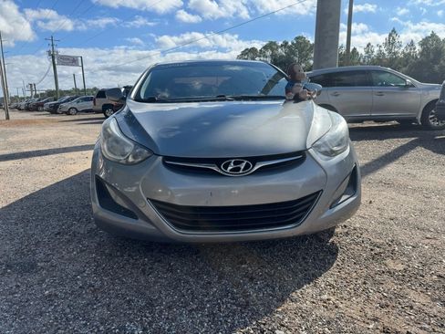Used 2016 Hyundai Elantra SE image 10