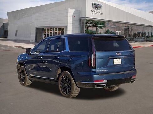 Used 2025 Cadillac Escalade Premium Luxury w/ Touring Package image 5