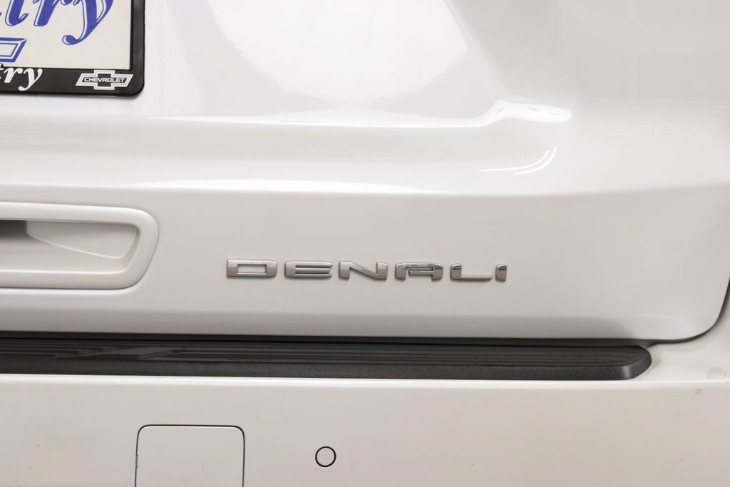 Used 2024 GMC Yukon Denali AWD/4WD image 24