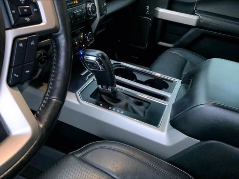 Used 2018 Ford F150 Lariat AWD/4WD image 16