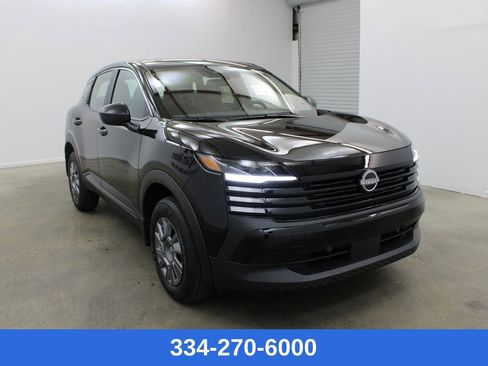 New 2026 Nissan Kicks S image 5