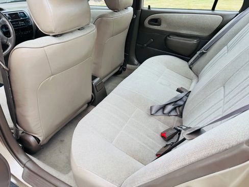 Used 1997 Toyota Corolla CE image 10