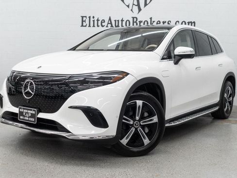 Used 2023 Mercedes-Benz EQS 450+ 4MATIC SUV w/ Acoustic Comfort Package image 40