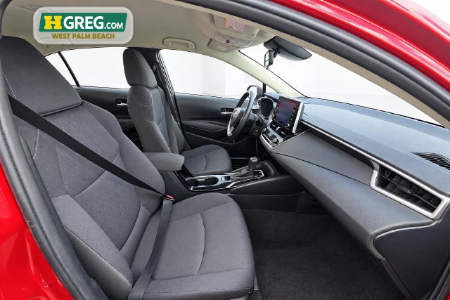 Used 2021 Toyota Corolla LE FWD image 11