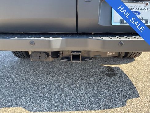 Used 2017 Ford Transit 150 XLT RWD image 9