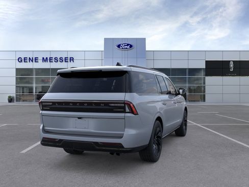 New 2026 Lincoln Navigator L Reserve w/ Jet Appearance Package AWD/4WD image 30
