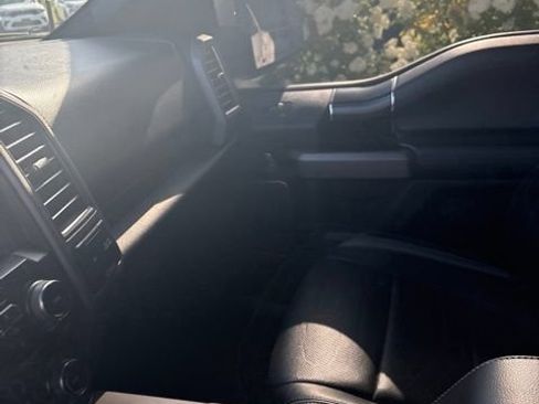 Used 2018 Ford F150 Raptor w/ Equipment Group 802A Luxury AWD/4WD image 3