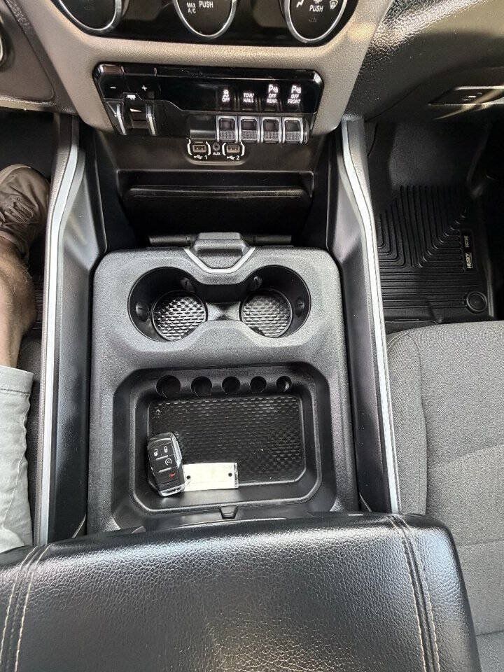 Used 2019 RAM 2500 Big Horn AWD/4WD image 30