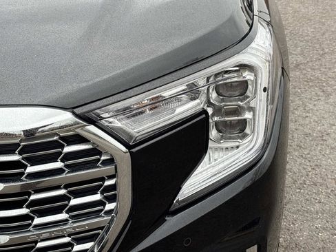 Certified 2022 GMC Terrain Denali w/ Denali Premium Package image 11