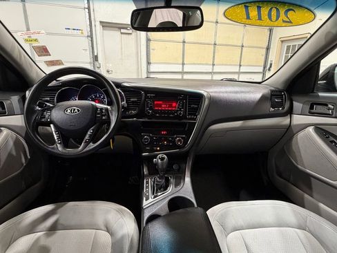 Used 2011 Kia Optima LX w/ Convenience Pkg FWD image 19