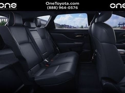 New 2026 Toyota Crown Signia AWD/4WD image 33