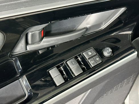 Used 2023 Subaru Solterra AWD image 15