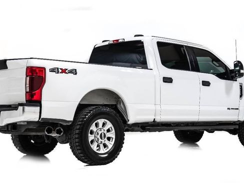 Used 2020 Ford F250 XLT AWD/4WD image 3