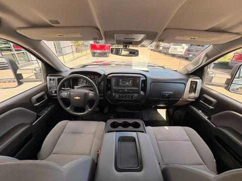 Used 2017 Chevrolet Silverado 1500 W/T AWD/4WD image 17