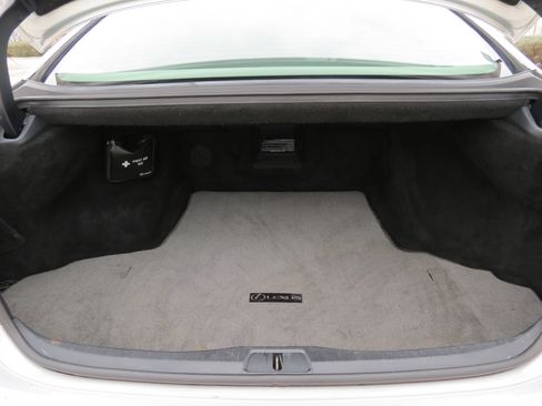 Used 2011 Lexus LS 460 image 43