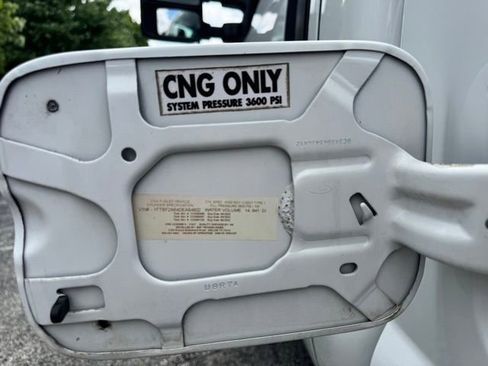 Used 2013 Ford F250 2WD Regular Cab Super Duty image 11
