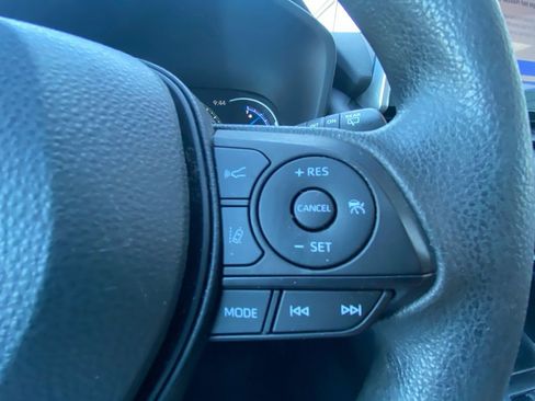 Used 2023 Toyota RAV4 XLE w/ Convenience Package AWD/4WD image 19