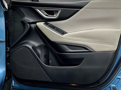 Used 2023 Subaru Forester Premium image 27