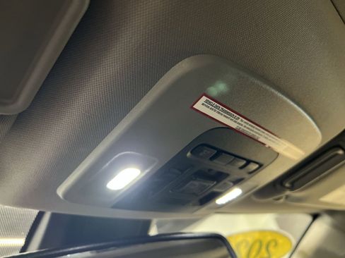 Used 2021 Toyota Camry XSE image 31