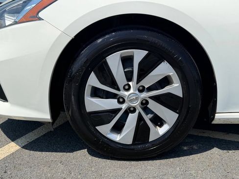 Used 2020 Nissan Altima 2.5 S FWD image 10