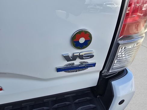 Used 2021 Toyota Tacoma TRD Sport w/ TRD Premium Sport Package image 10