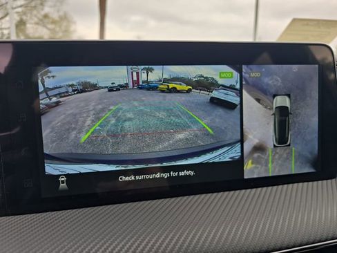 New 2026 Nissan Kicks SR w/ Cold Weather Package image 18