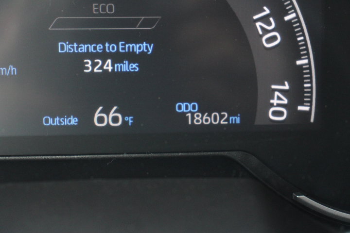 Certified 2025 Toyota RAV4 LE AWD/4WD image 27