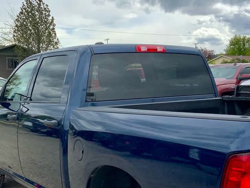 Used 2023 RAM 1500 Classic SLT AWD/4WD image 12