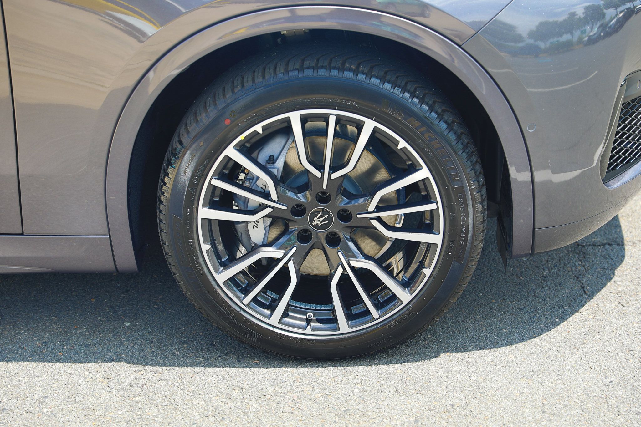 Used 2024 Maserati Grecale Modena AWD/4WD image 11
