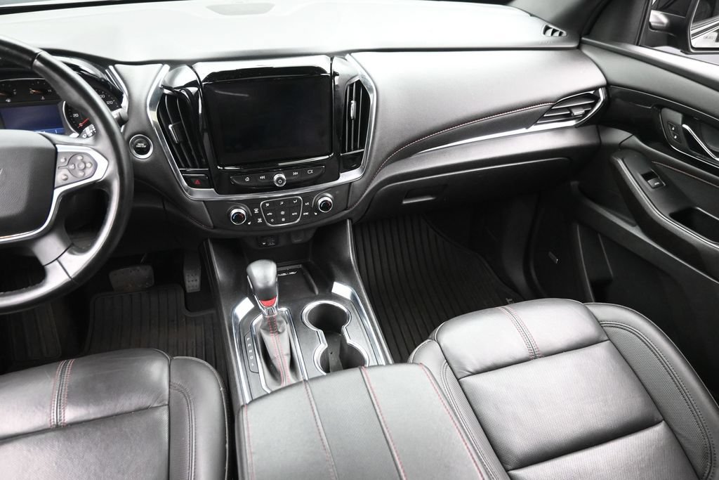 Used 2023 Chevrolet Traverse RS AWD/4WD image 16