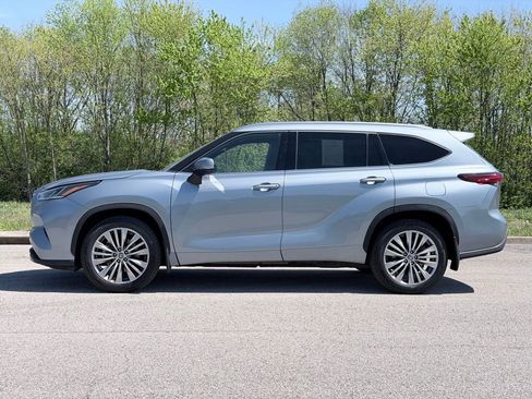 Used 2022 Toyota Highlander Platinum image 43