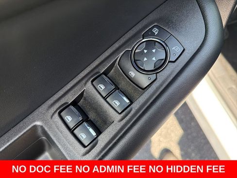 Used 2024 Ford Edge SEL AWD/4WD image 14