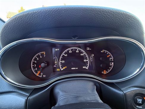 Used 2016 Jeep Grand Cherokee Limited RWD image 18
