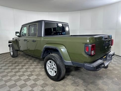 Used 2022 Jeep Gladiator Sport image 5