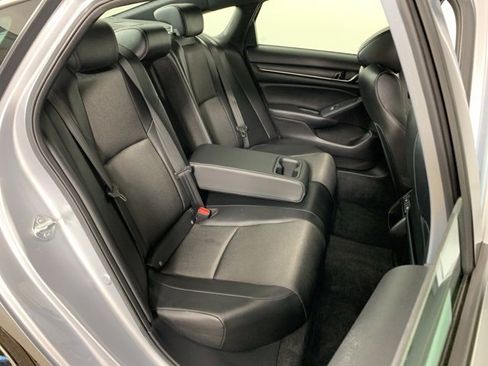 Used 2022 Honda Accord Sport image 23