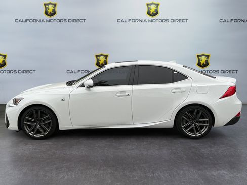 Used 2019 Lexus IS 300 image 2