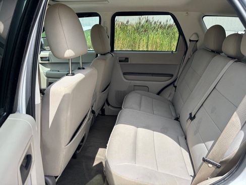 Used 2012 Ford Escape XLT FWD image 11