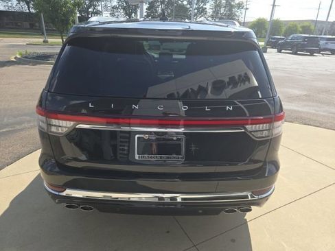 Certified 2024 Lincoln Aviator Black Label AWD/4WD image 15