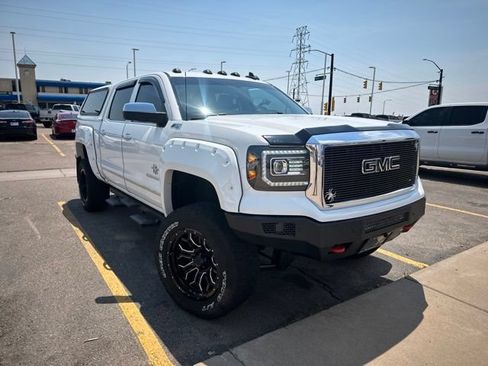 Used 2015 GMC Sierra 1500 SLT w/ SLT Preferred Package AWD/4WD image 3