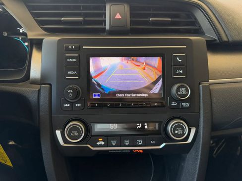 Used 2019 Honda Civic LX image 19