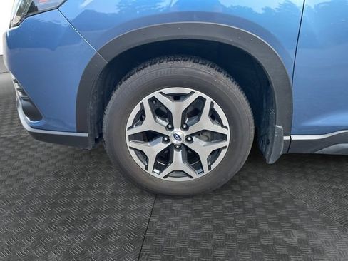 Certified 2023 Subaru Forester Premium AWD/4WD image 14