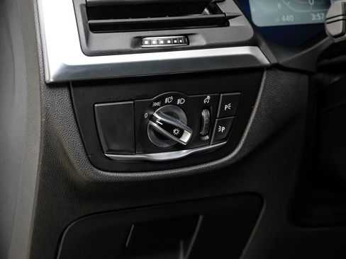 Used 2025 BMW X4 xDrive30i image 33