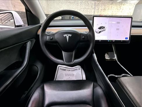 Used 2020 Tesla Model Y Long Range AWD/4WD image 8