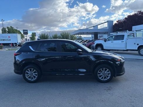 Used 2024 MAZDA CX-5 AWD 2.5 S w/ Select Package image 9