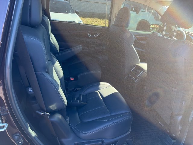 Used 2023 Subaru Ascent Touring AWD/4WD image 33