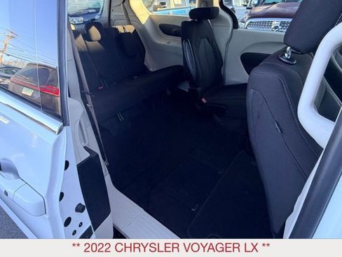 Certified 2022 Chrysler Voyager LX image 19